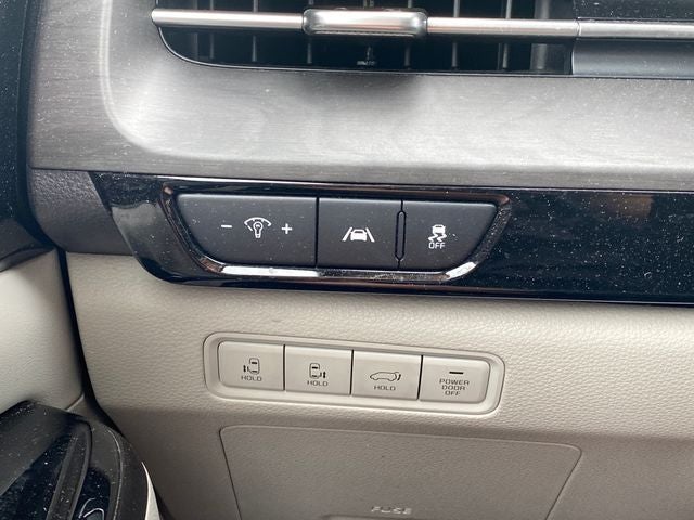2022 Kia Carnival SX