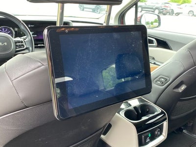 2022 Kia Carnival SX