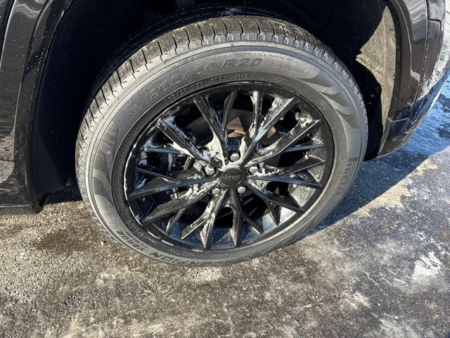 2022 Jeep Grand Cherokee Summit