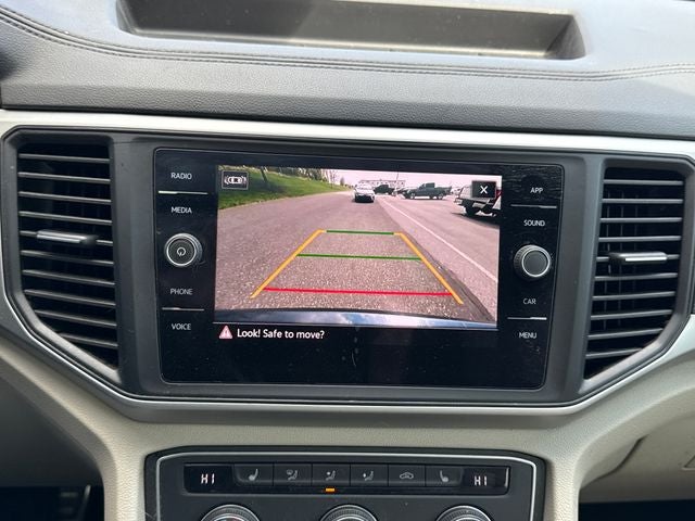 2021 Volkswagen Atlas 3.6L V6 SE w/Technology R-Line