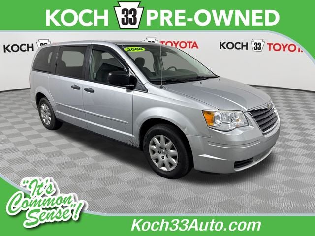2008 Chrysler Town & Country LX's photo