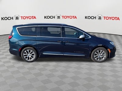2023 Chrysler Pacifica Hybrid Pinnacle