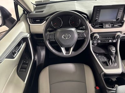 2020 Toyota RAV4 XLE Premium