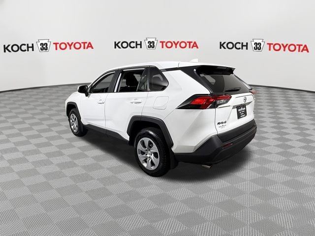 2022 Toyota RAV4 LE