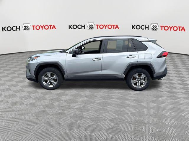 2022 Toyota RAV4 Hybrid LE