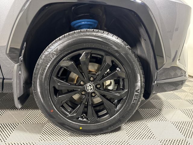 2024 Toyota RAV4 Hybrid SE
