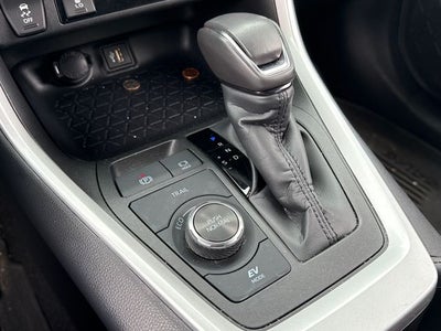2025 Toyota RAV4 Hybrid SE