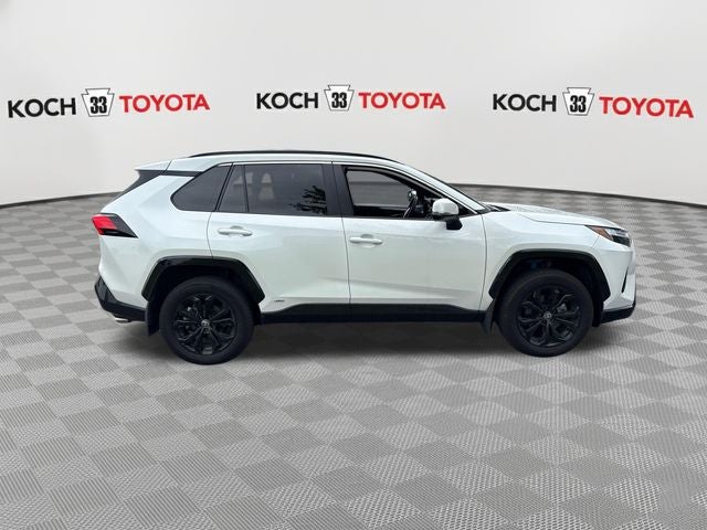2025 Toyota RAV4 Hybrid SE