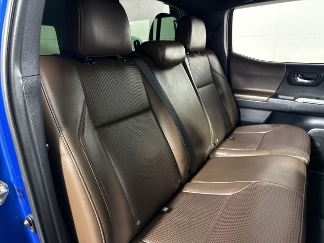 2017 Toyota Tacoma Limited V6