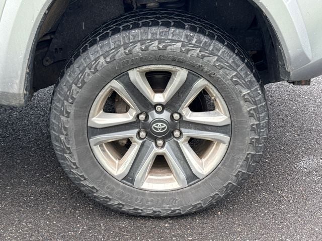 2016 Toyota Tacoma Limited V6
