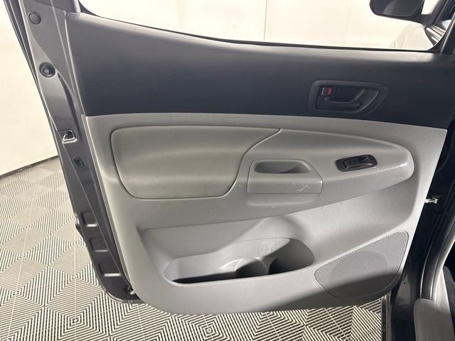 2013 Toyota Tacoma Base V6