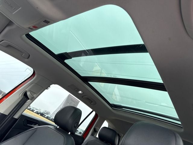 2018 Volkswagen Tiguan 2.0T SEL 4Motion