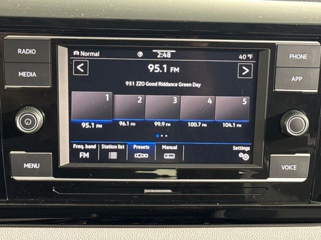 2022 Volkswagen Taos 1.5T S