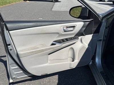 2016 Toyota Camry SE