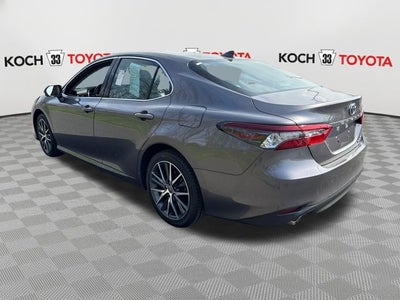 2023 Toyota Camry Hybrid XLE