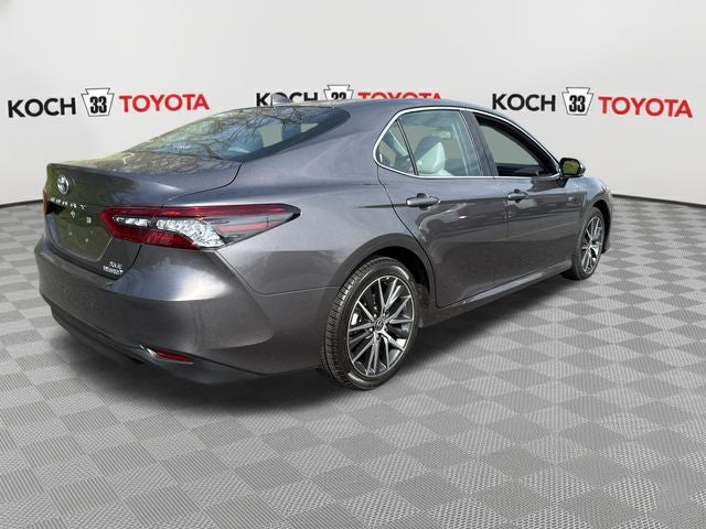 2023 Toyota Camry Hybrid XLE
