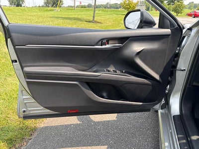 2020 Toyota AWD Camry SE