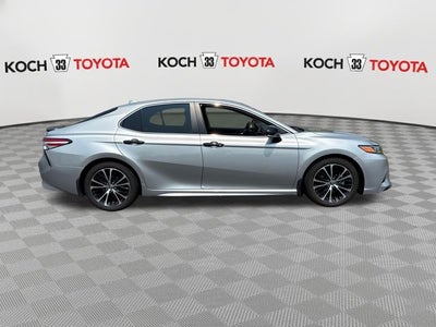 2020 Toyota AWD Camry SE