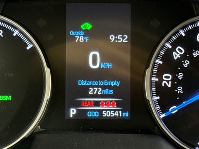 2022 Toyota RAV4 Hybrid XLE