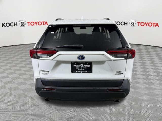 2022 Toyota RAV4 Hybrid XLE