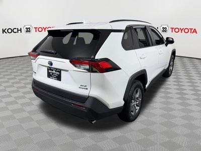 2022 Toyota RAV4 Hybrid XLE
