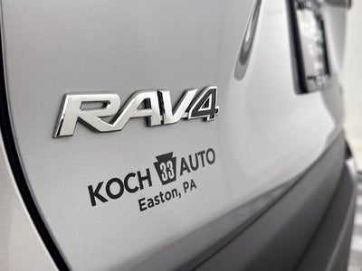 2025 Toyota RAV4 Hybrid XLE