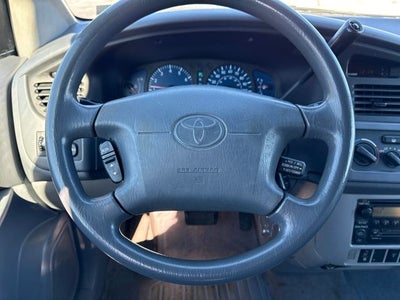 2002 Toyota Sienna LE