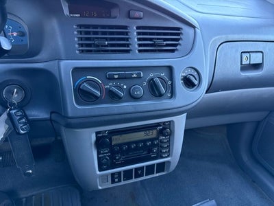 2002 Toyota Sienna LE