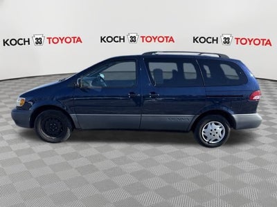 2002 Toyota Sienna LE