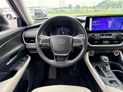 2024 Toyota Grand Highlander XLE