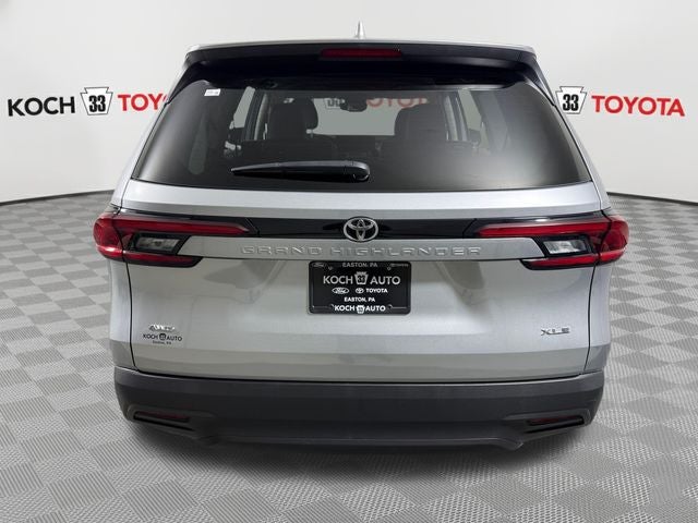 2025 Toyota Grand Highlander XLE