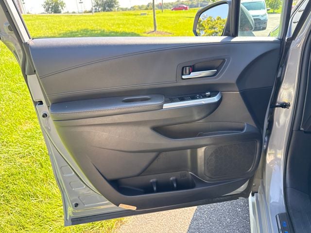 2025 Toyota Sienna Woodland Edition 7 Passenger