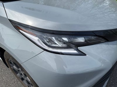 2025 Toyota Sienna Woodland Edition 7 Passenger