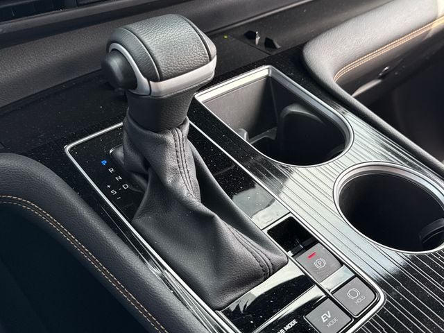 2025 Toyota Sienna Woodland Edition 7 Passenger