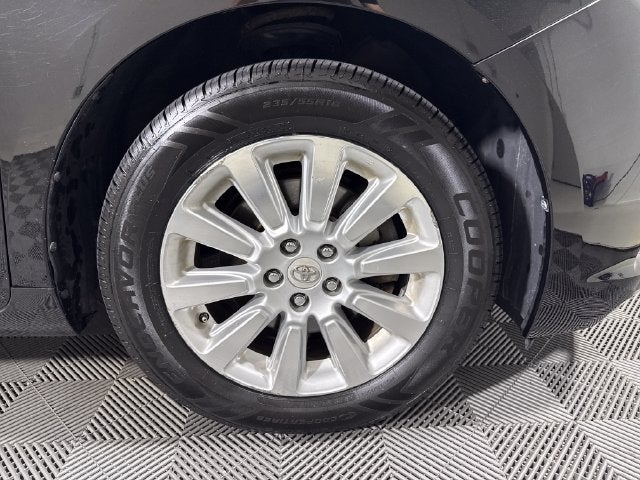 2012 Toyota Sienna XLE 7 Passenger