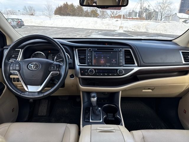 2016 Toyota Highlander Limited