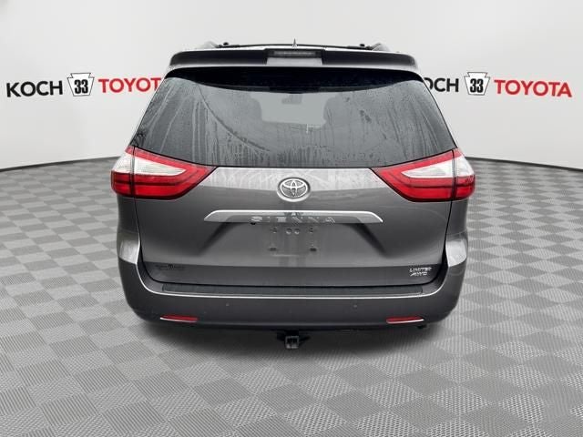 2019 Toyota Sienna Limited Premium 7 Passenger