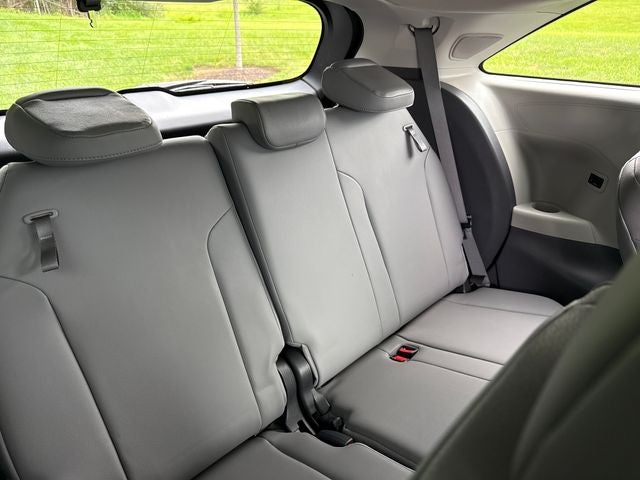 2021 Toyota Sienna XLE 7 Passenger