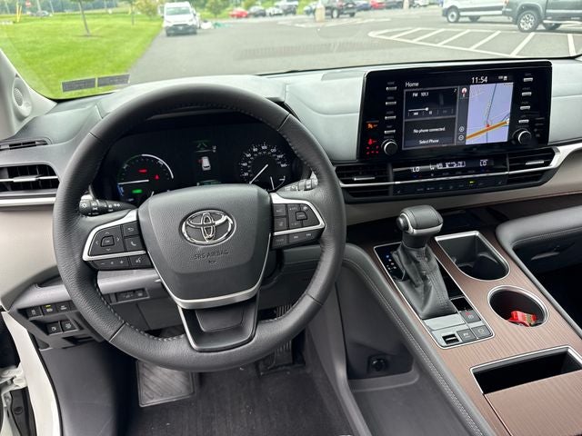 2021 Toyota Sienna XLE 7 Passenger