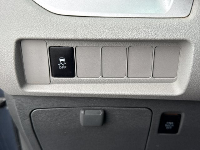 2017 Toyota Sienna LE 7 Passenger