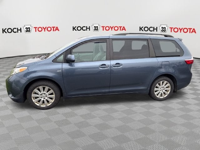2017 Toyota Sienna LE 7 Passenger