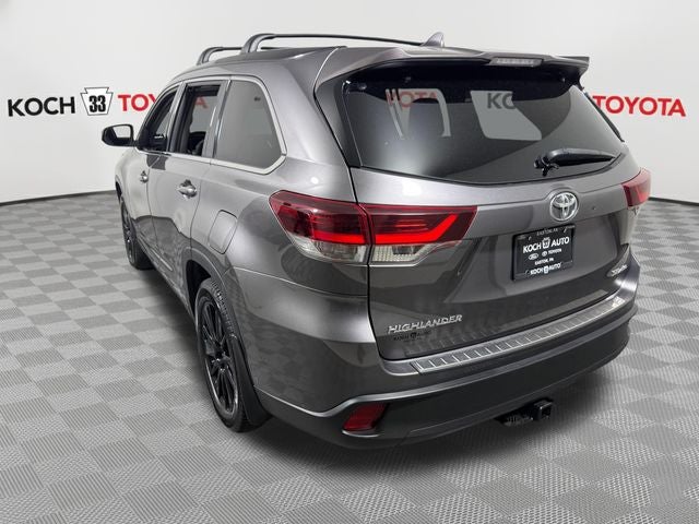 2019 Toyota Highlander SE
