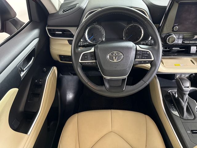 2023 Toyota Highlander Hybrid XLE