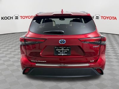 2023 Toyota Highlander Hybrid XLE