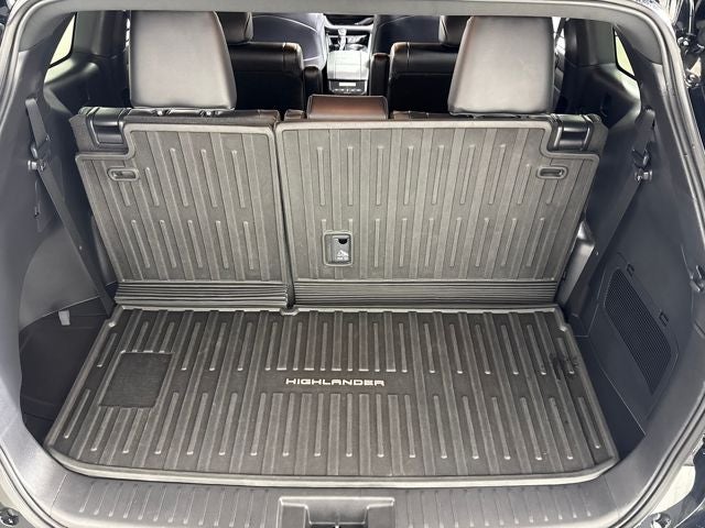 2025 Toyota Highlander XSE