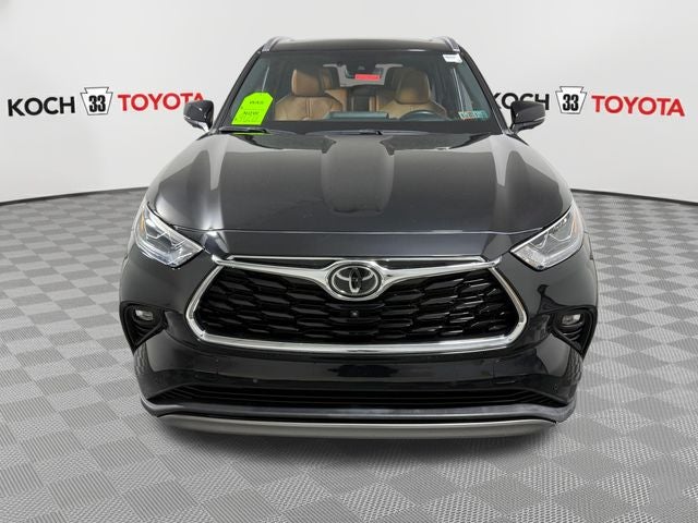 2023 Toyota Highlander Platinum