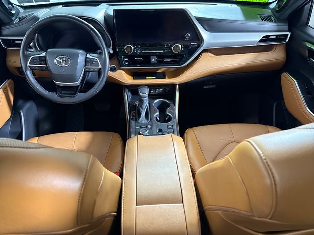 2023 Toyota Highlander Platinum