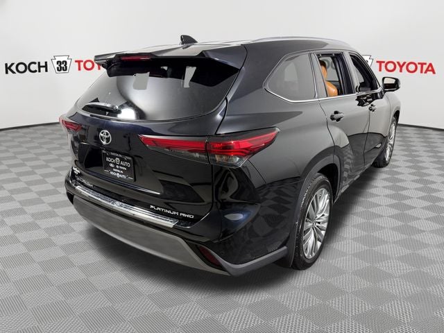 2023 Toyota Highlander Platinum