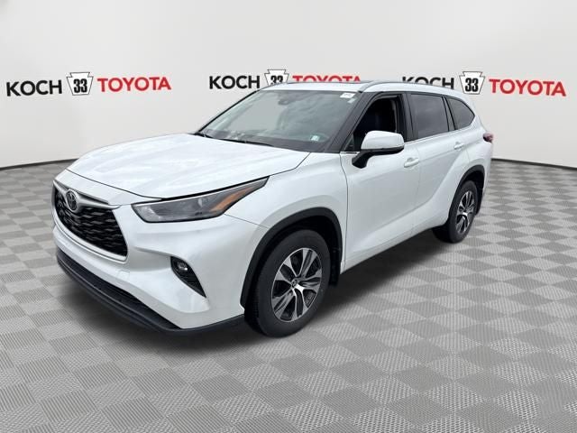 2023 Toyota Highlander XLE