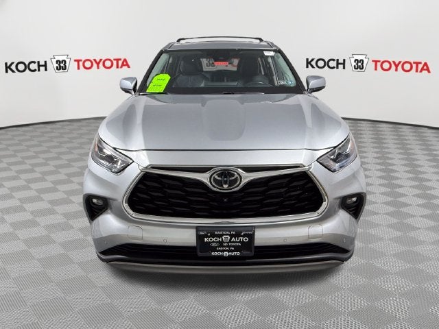 2023 Toyota Highlander Platinum